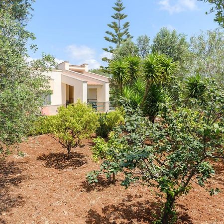 Villa Laura Carovigno Luaran gambar